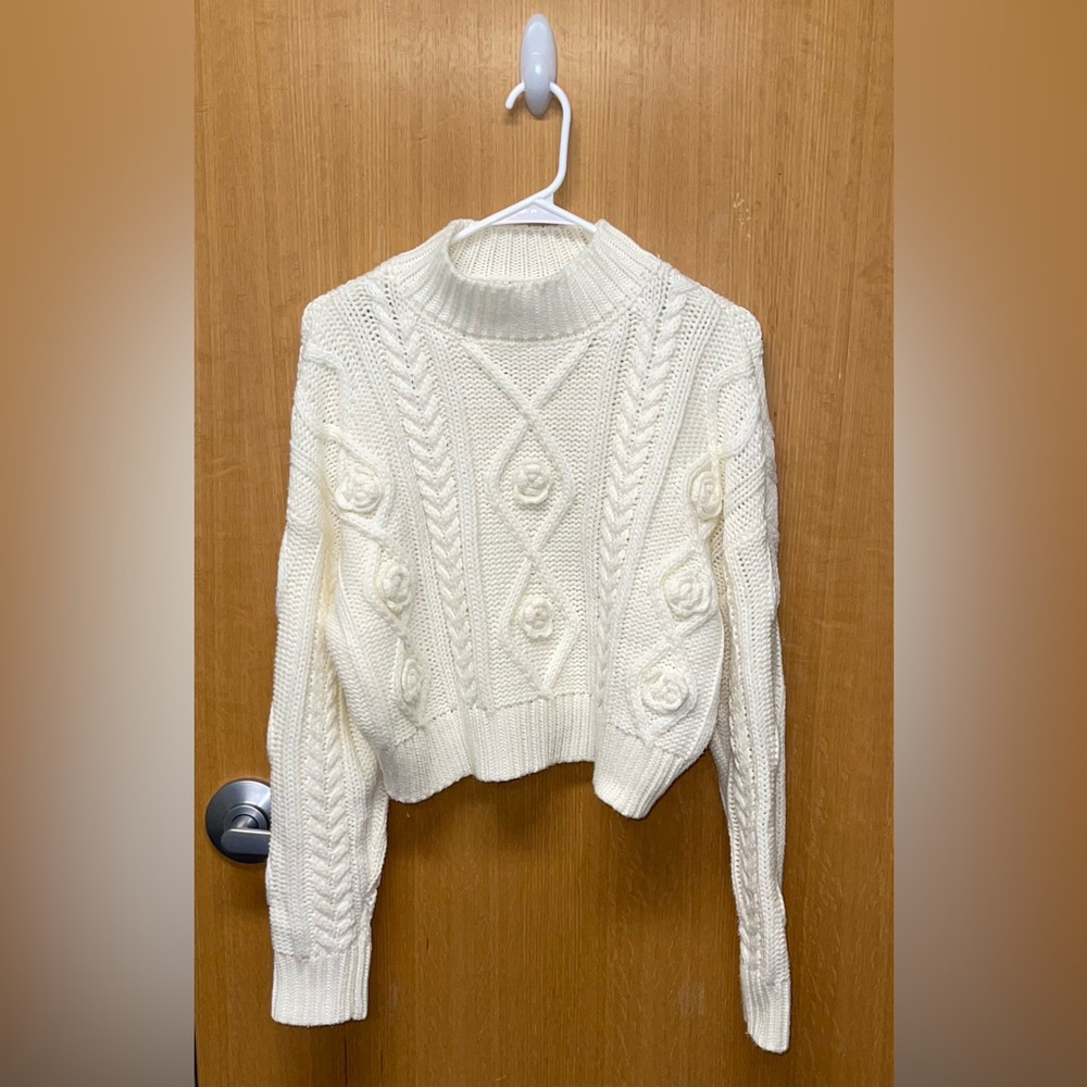 Forever 21 Cropped Knitted Sweater